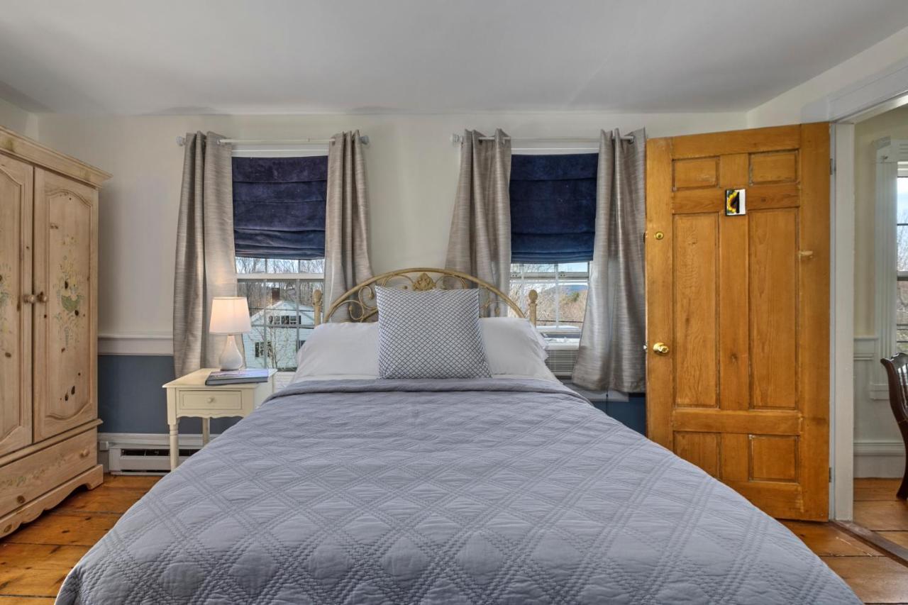Youngtown Inn Lincolnville Buitenkant foto